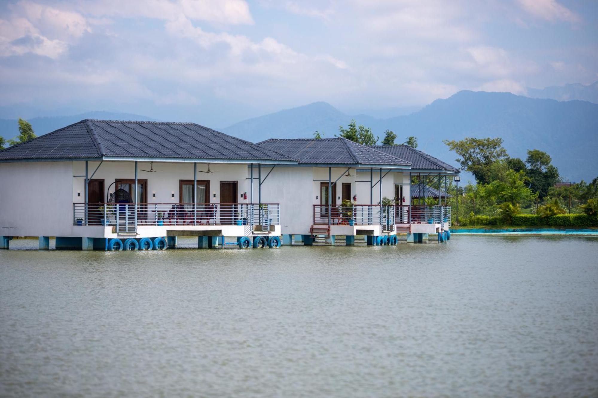 Lumbini Palace Resort Екстериор снимка